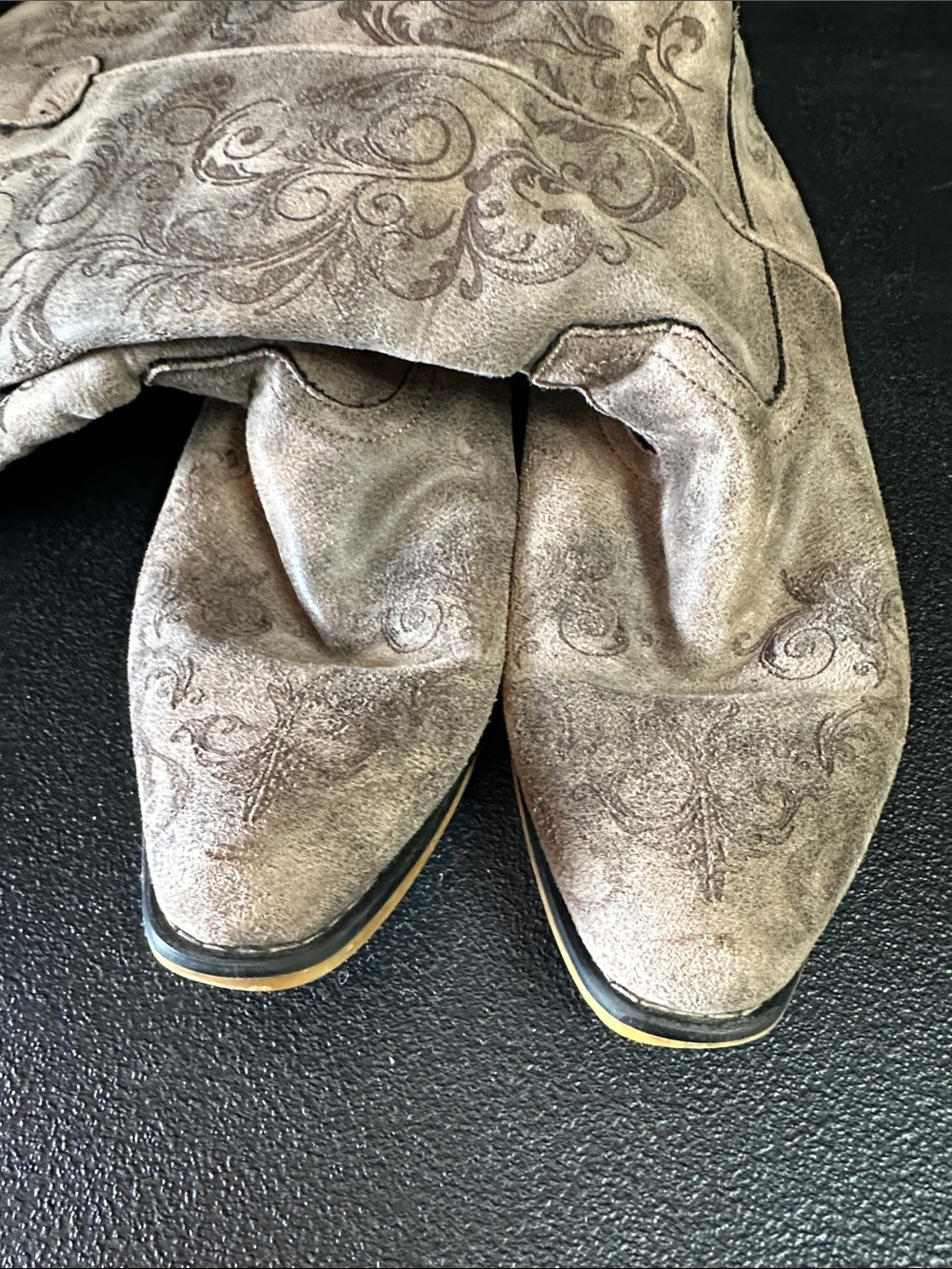 Brown Embroidered Western Cowboy Boots - Picture 8 of 8